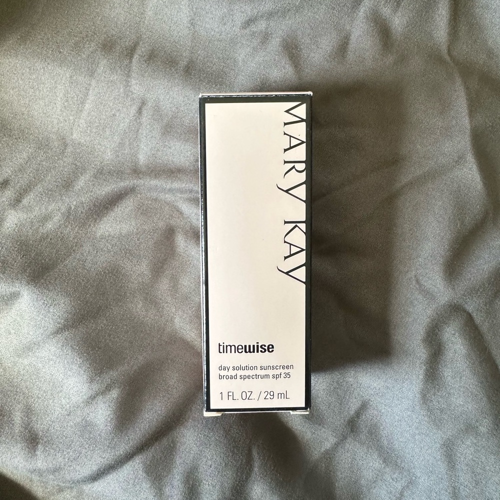 Mary Kay TimeWise Primer SPF 35 - Classic White
